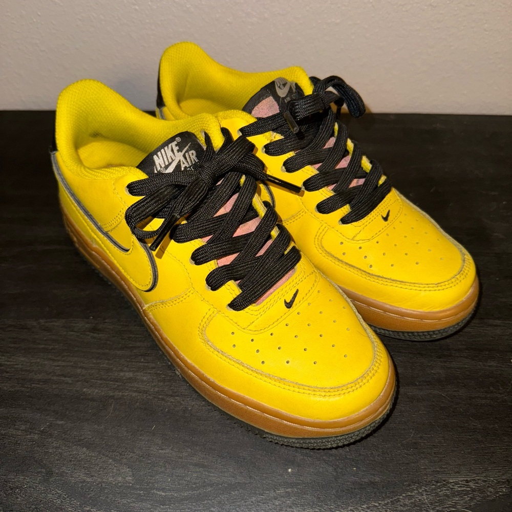 Nike Yellow and Black Sneakers Air Force 1 Style